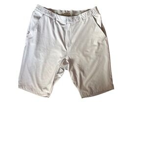 33000ft Men's Gray Elastic Waist Golf Shorts Size 36